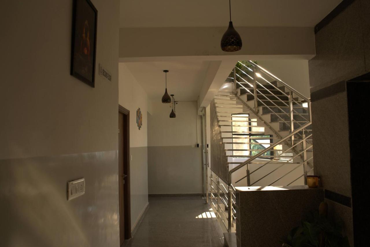 Arcadia Liveinn With 3Hr Early Check-In Bangalore Exterior foto